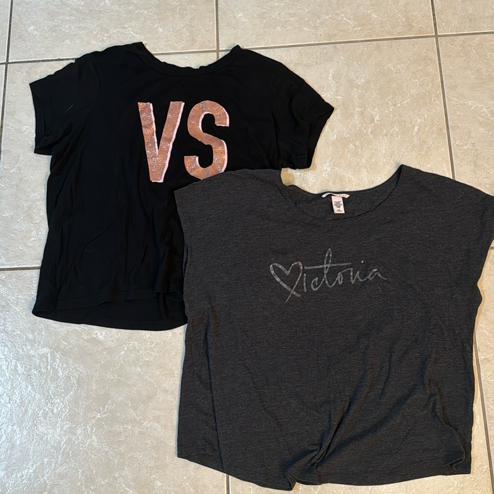 Set of 2 VS sleep shirts. Grey is size Large. Black is size XL